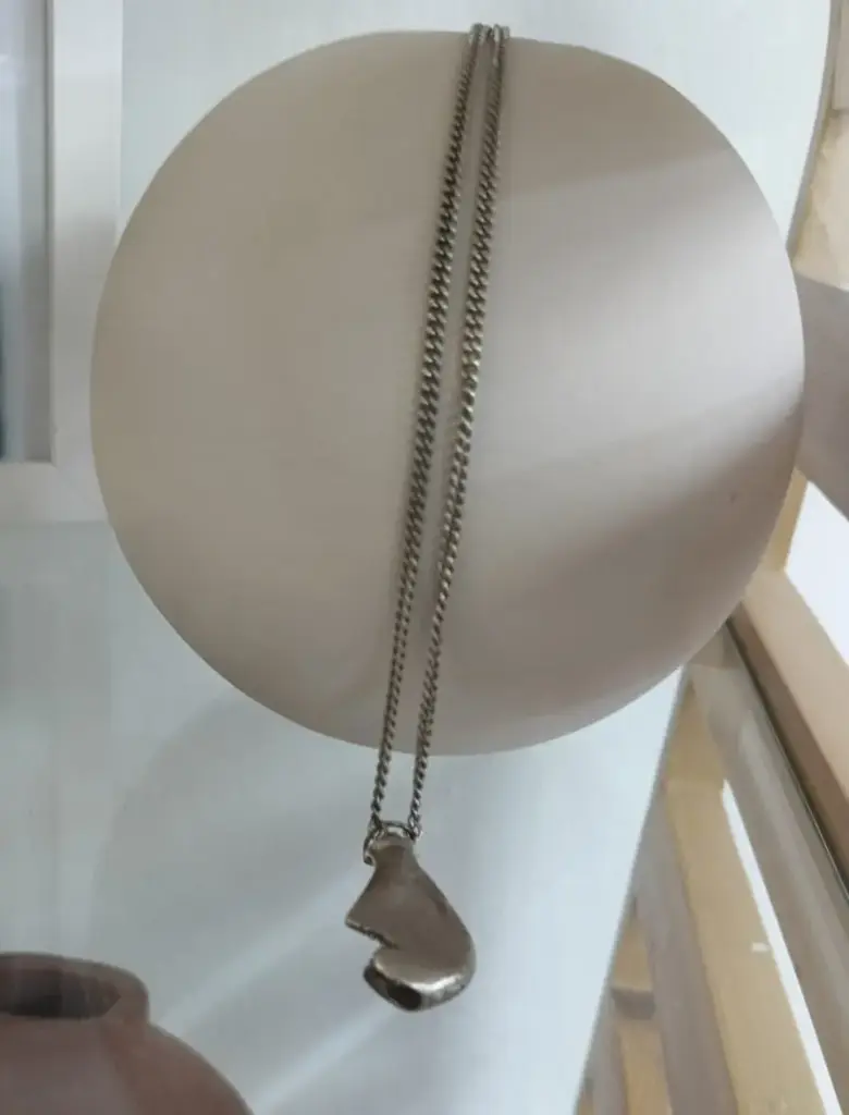 [NEC18] Squished Bottle Small Necklace