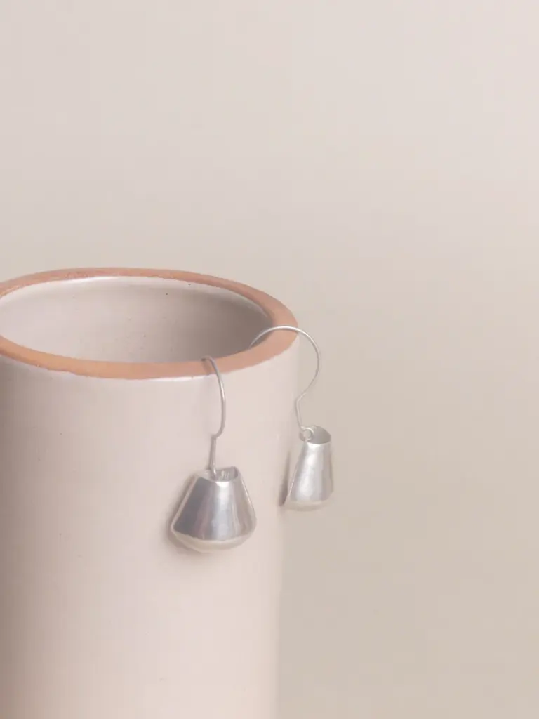 Half Bubble Form Earrings