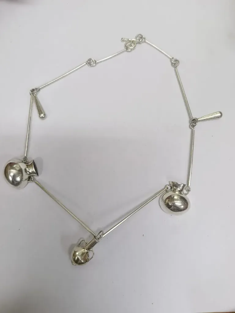 [NEC25] Vessels on a Stick Necklace