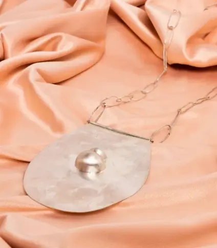 [NEC08] Fossil Sheet Necklace
