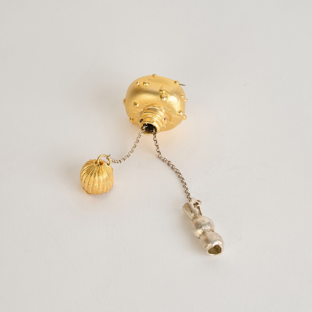 Hollow Bell Brooch Flat/Round