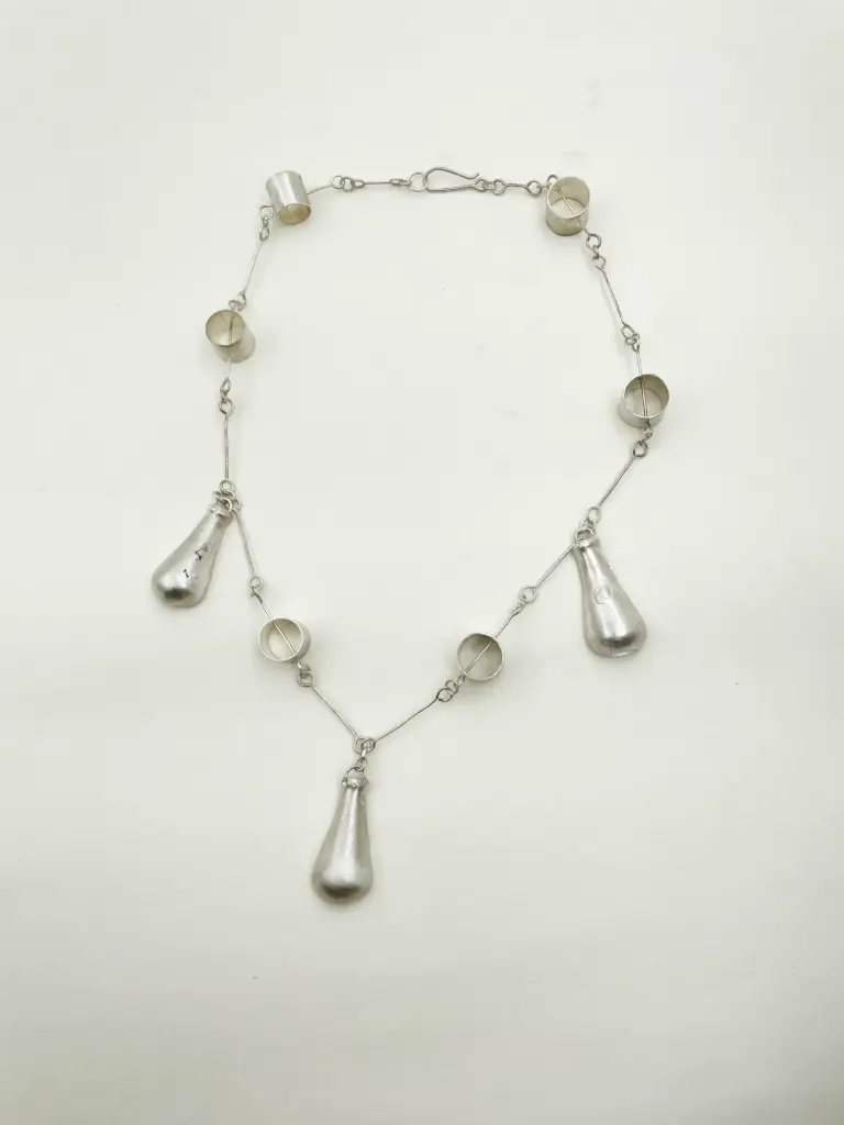 [NEC22] Triple Vessel Drop Necklace